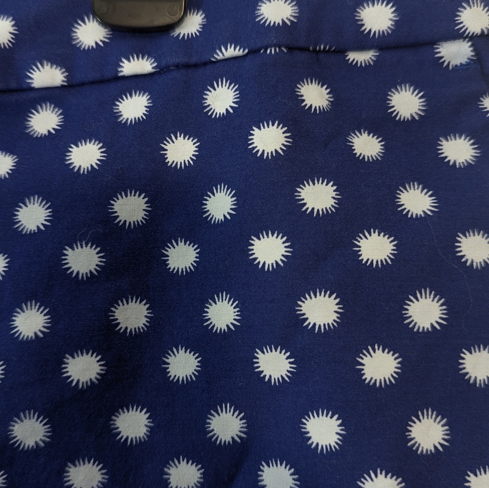 Women's Boden Navy Blue Shorts With Daisy Print - Picture 5 of 7